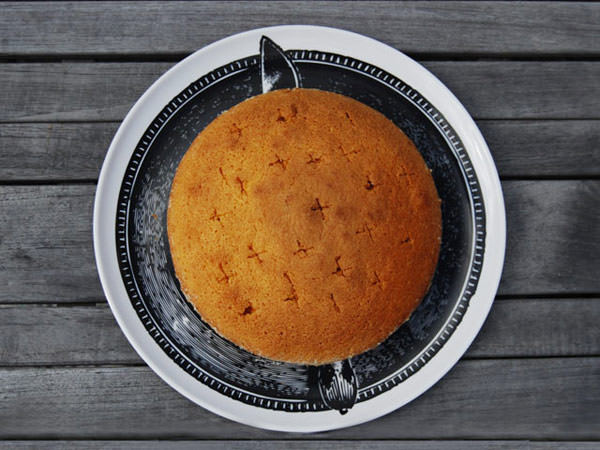 receita-bolo-de-cenoura-cobertura-chocolate-03