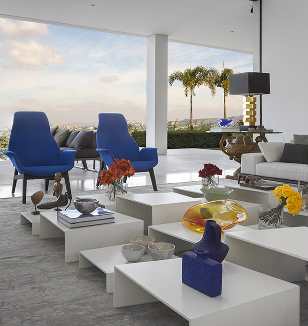 decoracao-casa-moderna-com-pe-direito-duplo-fernanda-marques-5