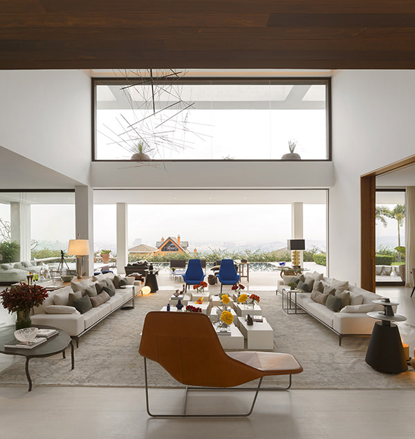 decoracao-casa-moderna-com-pe-direito-duplo-fernanda-marques-8