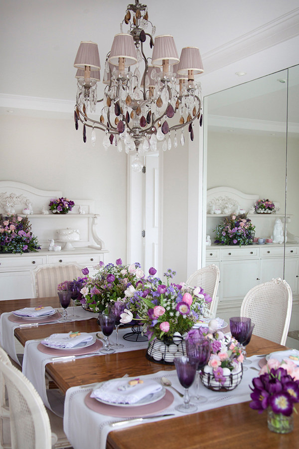 decoracao-mesa-de-pascoa-almoco-em-tons-de-violeta-e-rosa-provence-1