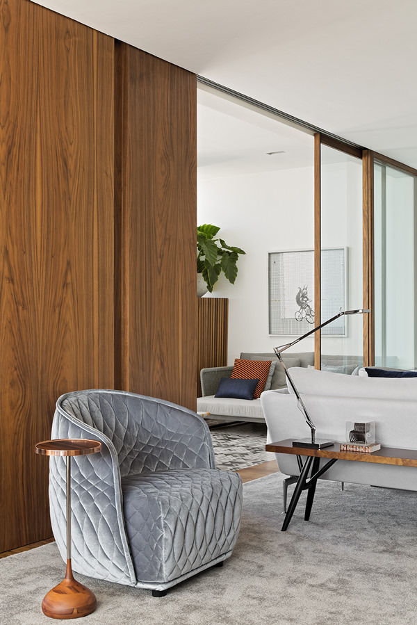 apartamento-com-decoracao-neutra-pecas-de-design-diego-revollo-27