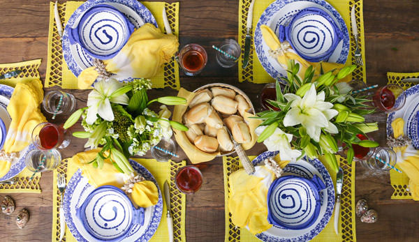 mesa-posta-almoco-praia-amarelo-azul-tania-bulhoes-01