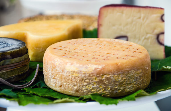 almoco-copa-do-mundo-verde-amarelo-buffet-arroz-de-festa-07-queijos