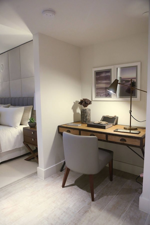1-sobe-miami-high-rise-homes-design-by-Debora-Aguiar-natural-refined-neutral-desk-nook