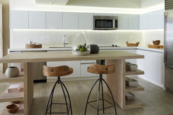 1-sobe-miami-high-rise-homes-design-by-Debora-Aguiar-natural-refined-neutral-kitchen